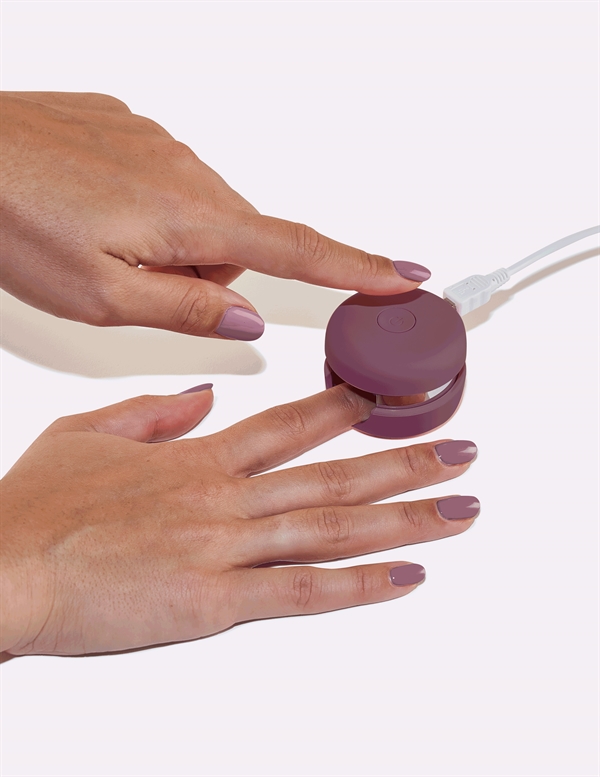 Le Mini Macaron manicure kit - RUM RAISIN - KIT013