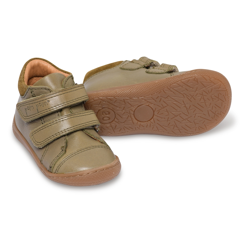 Bourgogne Miljøvenlig at lege Køb PomPom drenge/pige begynder sko med velcro - DUSTY OLIVE
